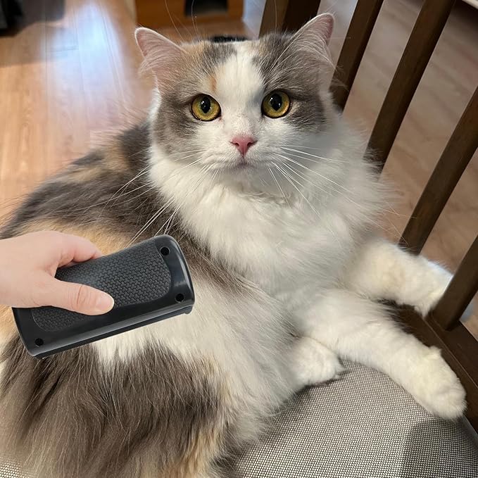 2 PCS Deshedding Dog Brush, Cat Deshedding Brush, Practical Cat Groomer, Suitable for Tangled Hair and Loose Hair, Ergonomic