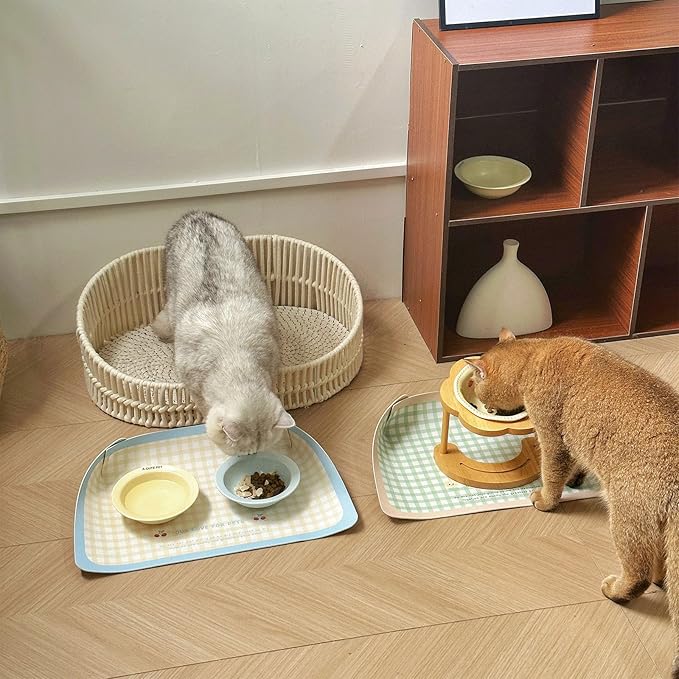 Scratch-Resistant Pet Bowl Mat, PU Placemat for Dogs & Cats, Spill-Proof Design with Easy Maintenance PU Leather Pet Feeding Mat