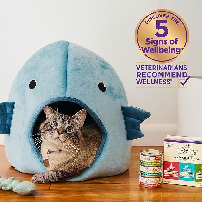 Wellness CORE Signature Selects Shredded Adult Canned Wet Cat Food, Natural, Protein Rich, Grain Free, Chicken and Beef Entrée Recipe, 5.3 oz, Pack of 12 Cans