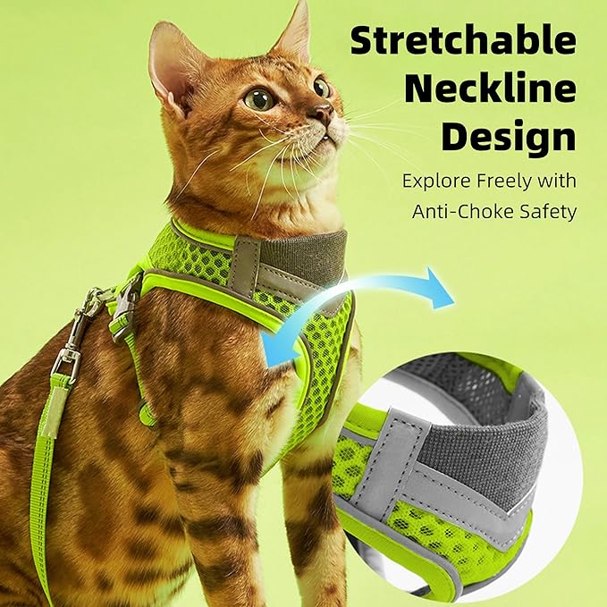 Cat Harness and Leash Set for Comfortable Outdoor Walking, Escape Proof, Adjustable Soft Kitten Vest Harness with Reflective Strip for Cats, Small Dogs (Black, M)