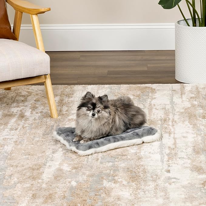 MidWest Homes for Pets Reversible Pet Bed; Machine Washable; Great for Toy Dog Breeds; Spotted Gray; 18"; 40218-FVGYS