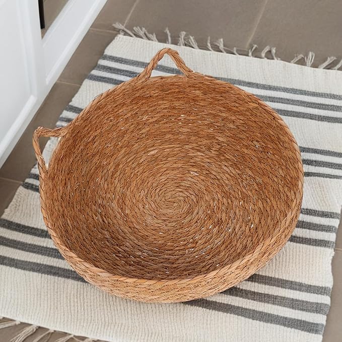 Kisangel Handwoven Cat Bed Cozy Round Pet Nest for Indoor Use Natural Material Cat Sleeping Nest for Kittens and Small Dogs Stylish Aesthetic Design for Comfort and Security