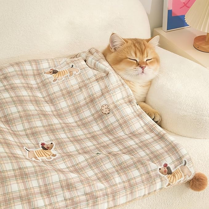 Jiupety Cat Blanket for Indoor Cats Washable Calming Cozy Pet Blankets Cat Throw Blanket with 2 PCS Fluffy Fur Balls Dog Blanket for Bed Couch Chair,Brown