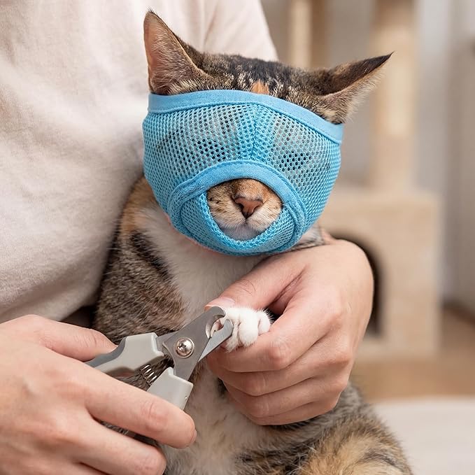 PUMYPOREITY 2 Pack Soft Cat Head Cover, Breathable Mesh Calming Muzzle with Adjustable Fit, Anti-Bite Protection for Cats During Grooming, Nail Trimming, Bathing and Vet Visits, M, Blue