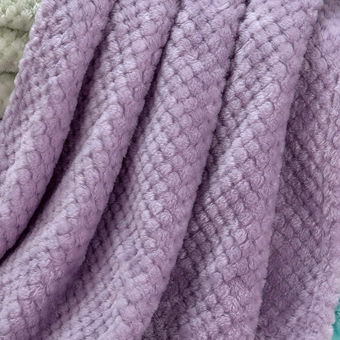 Iris Warm Soft Fuzzy Dog, Cat, Pet Blanket - Plush Fleece Throws for Bed, Couch, Sofa, Travel (S/24" x 32")