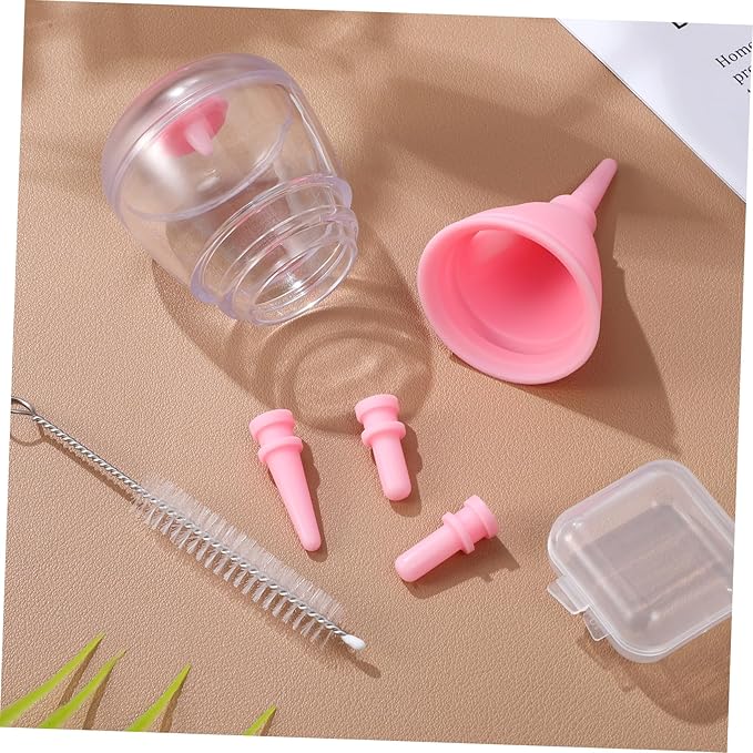 Pet Nursing Bottle for Kittens Puppies Feeding Bottles with Replaceable Nipples Cleaning Brush Safe Ergonomic Design Measurement Marks