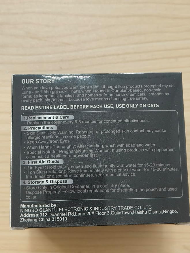 Flea and Tick Collar for Cats, 4 Pack Cat Flea Collar with Natural Essential Oils, Adjustable for All Cats & Kittens(Black)