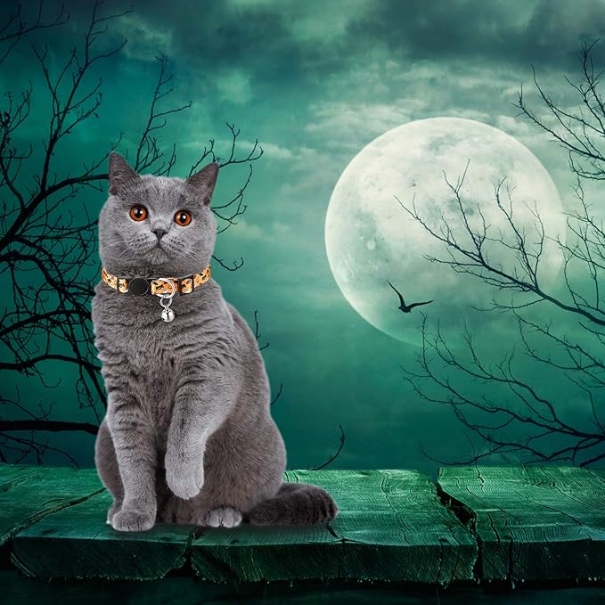 Weewooday 6 Pcs Halloween Cat Collar, Breakaway Cat Collars with Bell, Safety Buckle Soft Adjustable Halloween Pet Collar with Pumpkin Ghost Patterns for Kitten Kitty Male Female Pet