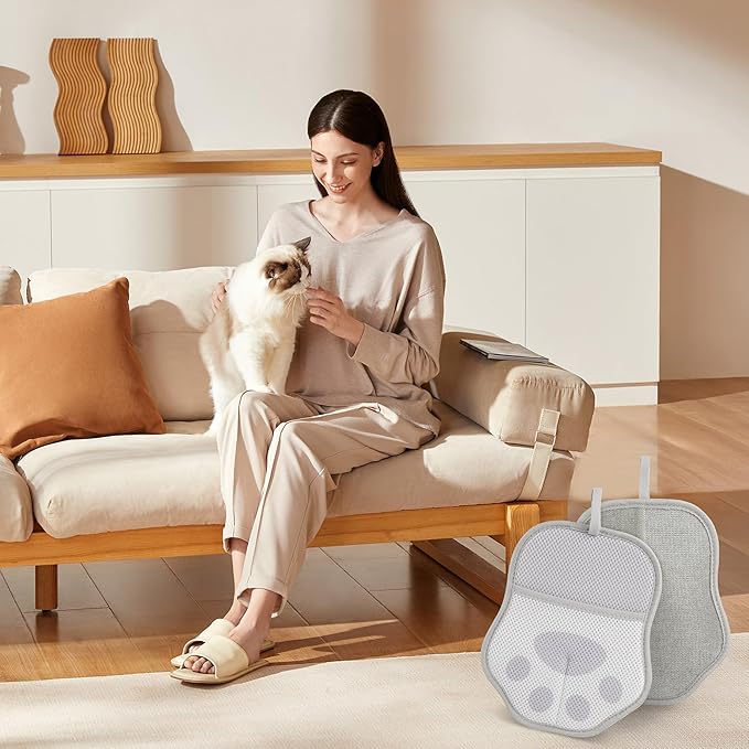 Paw-Shaped Pet Hair Removal Glove – Electrostatic Cat & Dog Hair Remover for Furniture, Clothes, Carpet & Car Seats – Cute Reusable Multi-Surface Lint & Fur Removal Tool (Grey)