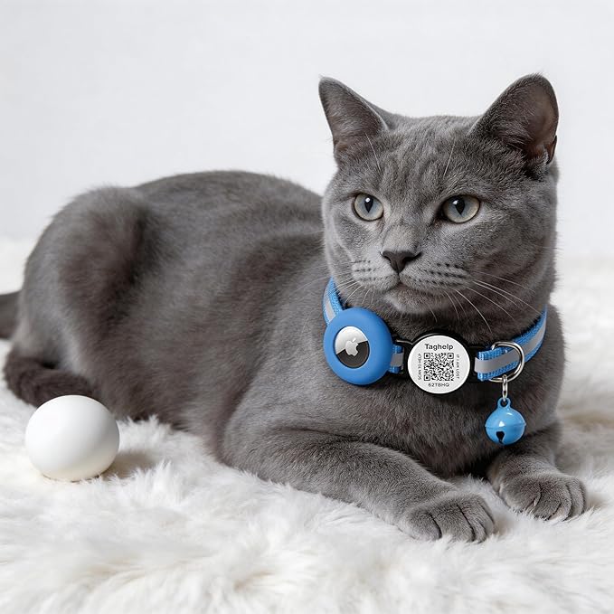 2PCS Breakaway Cat Collars with Bell Cute Adjustable Safe Kitten Collars with Pendant Glow in The Dark,Airtag Holder Cat Collar with Smart ID tag & QR Code Reflective for GPS Boy Girl Cats(Blue)