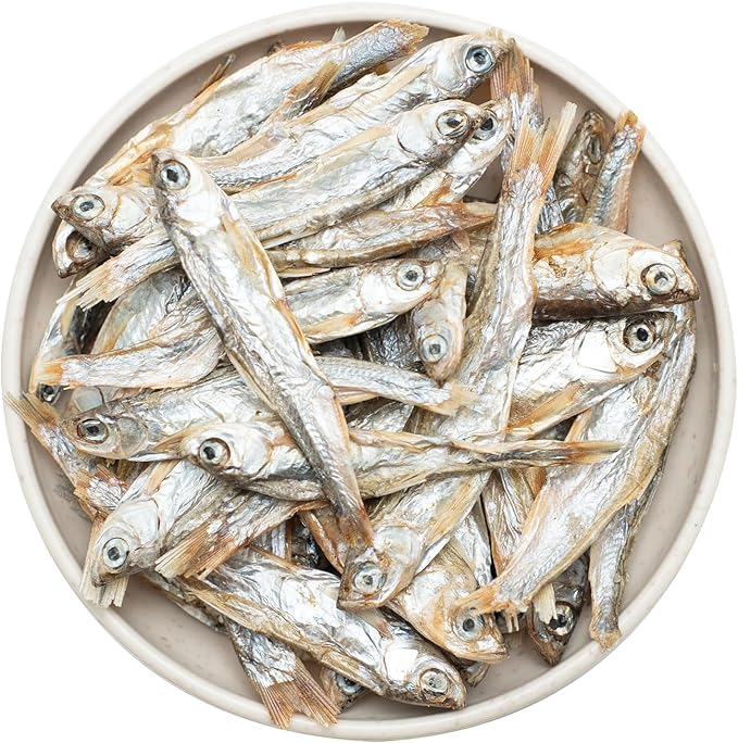 Minnows Dog Treats, Single Ingredient Dried Minnows for Dogs & Cats, Air Dried, Grain-Free, High-Protein, 100% Natural Premium Cat & Dog Treats 4.5 oz