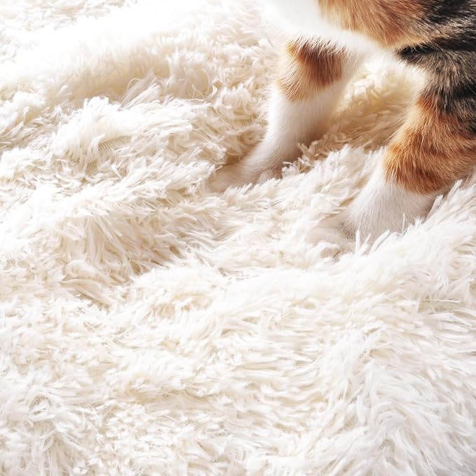 Furry Pet Bed/Mat (Convertible) - White