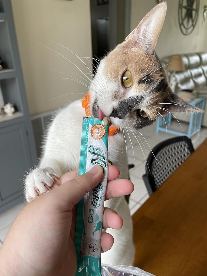 Rena's Recipe Kitty Licks Lickable Cat Treats Variety Pack 28 Tubes Creamy Cat Treat Purée 7 Flavors Tuna Chicken Grain Free Cat Squeeze Treats