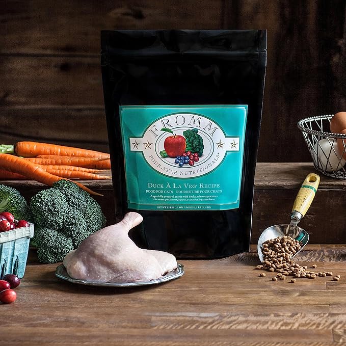Fromm Four-Star Nutritionals Duck A La Veg Cat Food - Premium Dry Cat Food - Duck Recipe - 10 lb