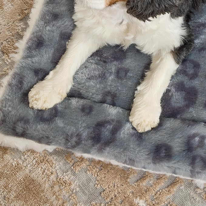 MidWest Homes for Pets Reversible Pet Bed; Machine Washable; Great for Small Dog Breeds; Spotted Gray; 22"; 40222-FVGYS