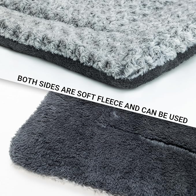 Self Warming Cat Bed for Indoor Cats & Small Dogs, Cozy Thick Mat, Self Heating Pad for Cold Weather, Washable Fluffy Calming Cushion for Sleeping, Relaxing, Playing
