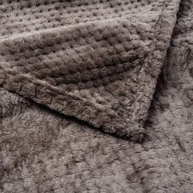 Warm Soft Fuzzy Dog or Cat Blanket, Plush Fleece Throws for Bed, Couch, Sofa, Travel (S/24" x 32", Dark Grey)