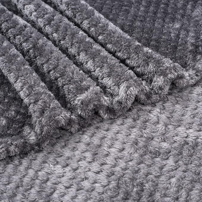 Warm Soft Fuzzy Dog or Cat Blanket, Plush Fleece Throws for Puppy, Kitten, Bed, Couch, Sofa, Travel (S/24" x 32", Grey Black)