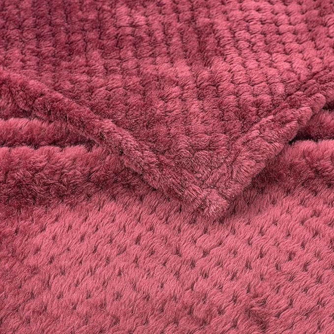 Ruby Red Pet Blanket - Warm Soft Fuzzy Blankets for Puppy, Kitten, Small, Medium, Large Dogs & Cats - Plush Fleece Throws for Bed, Couch, Sofa, Travel (M/32" x 40")