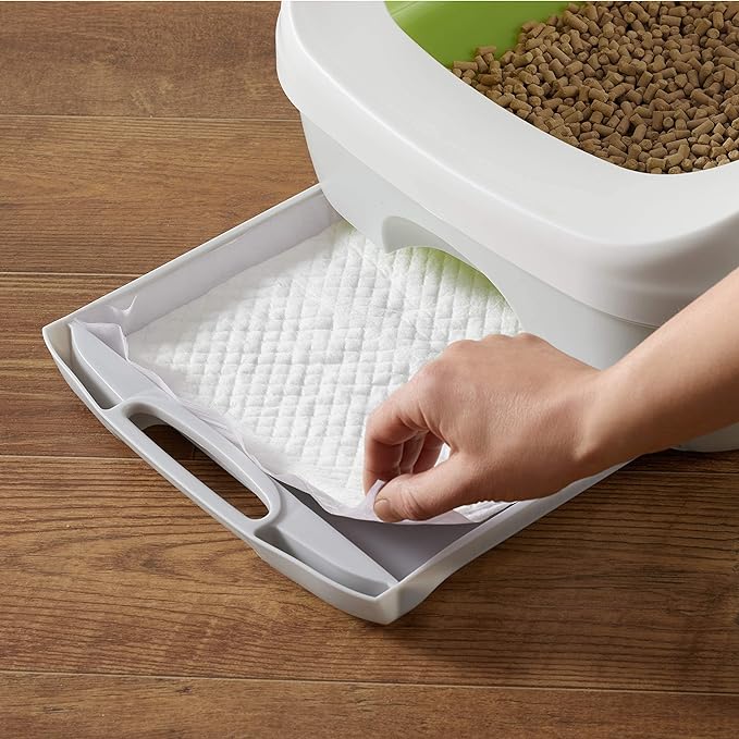 Amazon Basics Cat Litter Pee Pads, Odor Control with Fresh Scent, Super Absorbent, Disposable, Universal Fit Litter Box, Purple and White, 40 Count