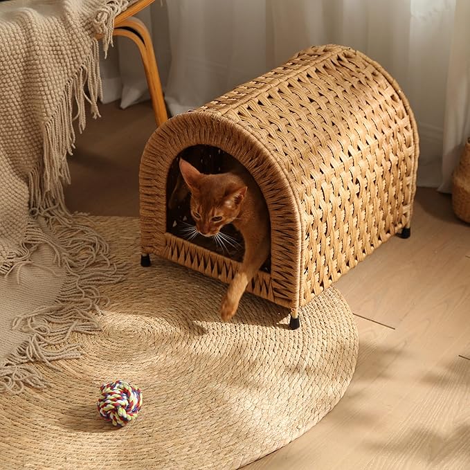 Handwoven Rattan Dome Cat House for Cats Under 20 lb, Indoor Cat Hideaway, 14.2" H × 14.2" W × 16.5" D, Breathable Wicker Cat Bed House, Cozy Rustic Cat Furniture (Tan)